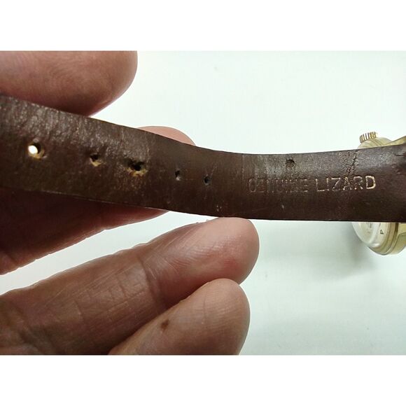 Old Taylor Whiskey Manual Wind Vintage Watch - Picture 6 of 13